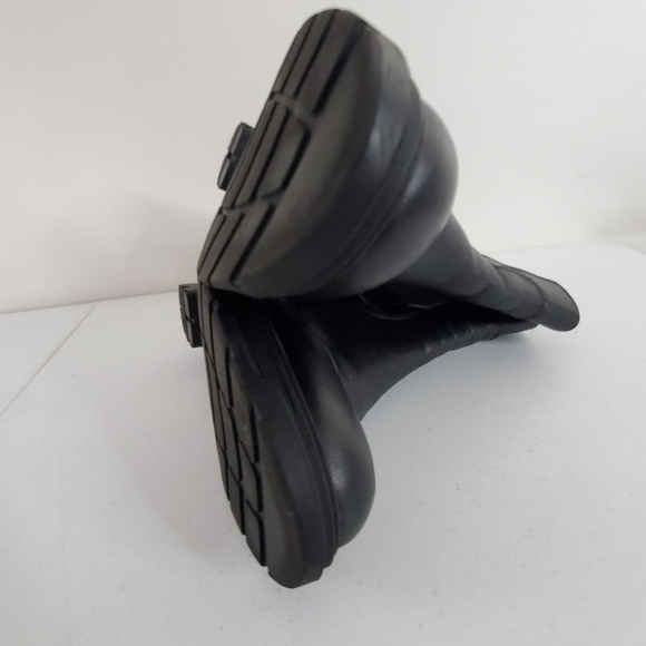 Steve Madden Leather Lug Sole Ankle Boots Size 10 Black Heeled Chunky Booties - Picture 10 of 15